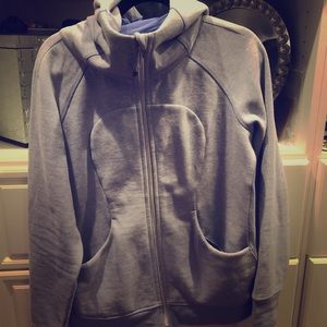 Lululemon sweatshirt